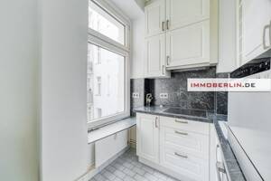 IMMOBERLIN.DE - Stilvolle Stuck-Altbauwohnung in ruhiger Lage – 10827 Berlin – Vorschaubild 3