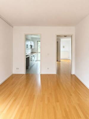 Bezugsfreie 2-Zimmer-Wohnung am Savignyplatz – 10623 Berlin – Vorschaubild 3