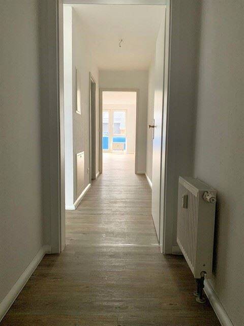 Lichtdurchflutetes Apartment mit Loggia in Schloßchemnitz – Chemnitz – Vorschaubild 4