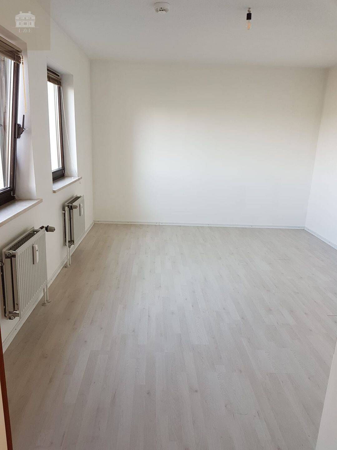 (2er WG) Großes WG Zimmer in Augsburg