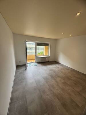 Sanierte 2 Zimmer Wohnung mit Balkon Lu Mitte – 67059 Ludwigshafen am Rhein – Vorschaubild 3