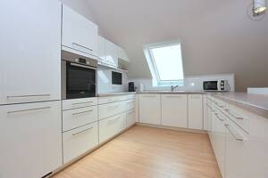 Exklusive Wohnung mit Südbalkon in Stuttgart Plieningen/ Nähe Messe/ Flughafen – 70599 Stuttgart – Vorschaubild 3