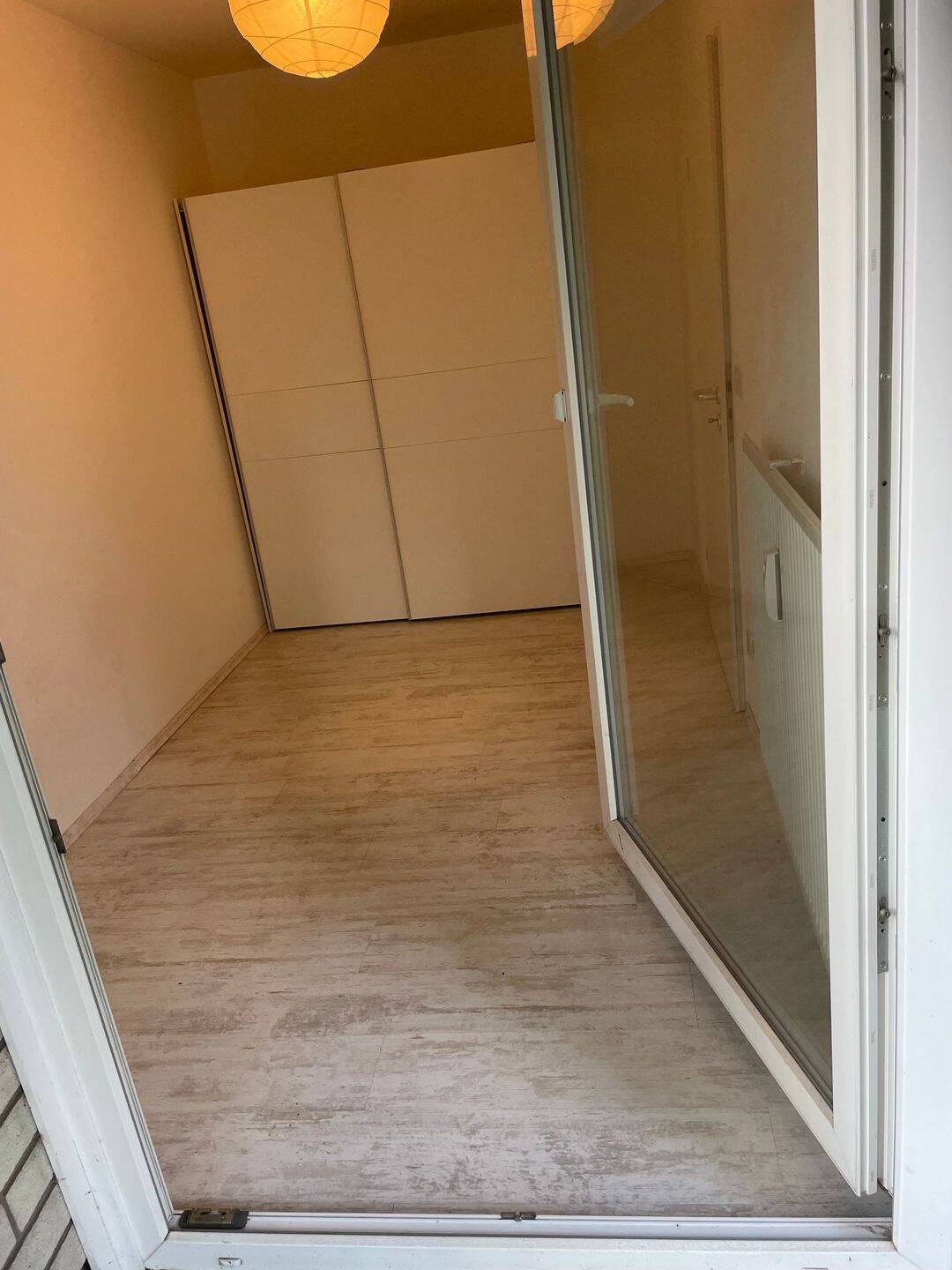 Schöne Wohnung mit großen Balkon 200 Meter bis zur Außenalster – Hamburg – Vorschaubild 4
