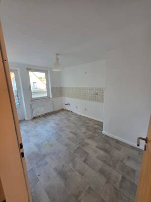 3 Zimmer Wohnung mit Balkon renoviert ab sofort verfügbar – 27576 Bremerhaven – Vorschaubild 6