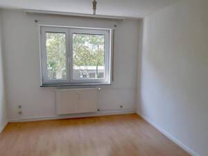 Frisch renoviert! - Sehr schöne, helle 2 Zi- Wohnung mit EBK und Balkon in Mainz - Kastel – 55252 Wiesbaden – Vorschaubild 2