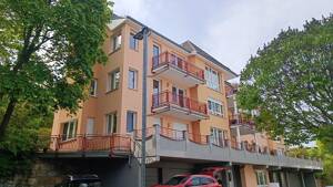 exklusive 5-Zimmer-Eigentumswohnung mit 2 Balkonen und Doppel-Garage in gesuchter Halbhöhenlage, "Kernbergviertel" von Jena