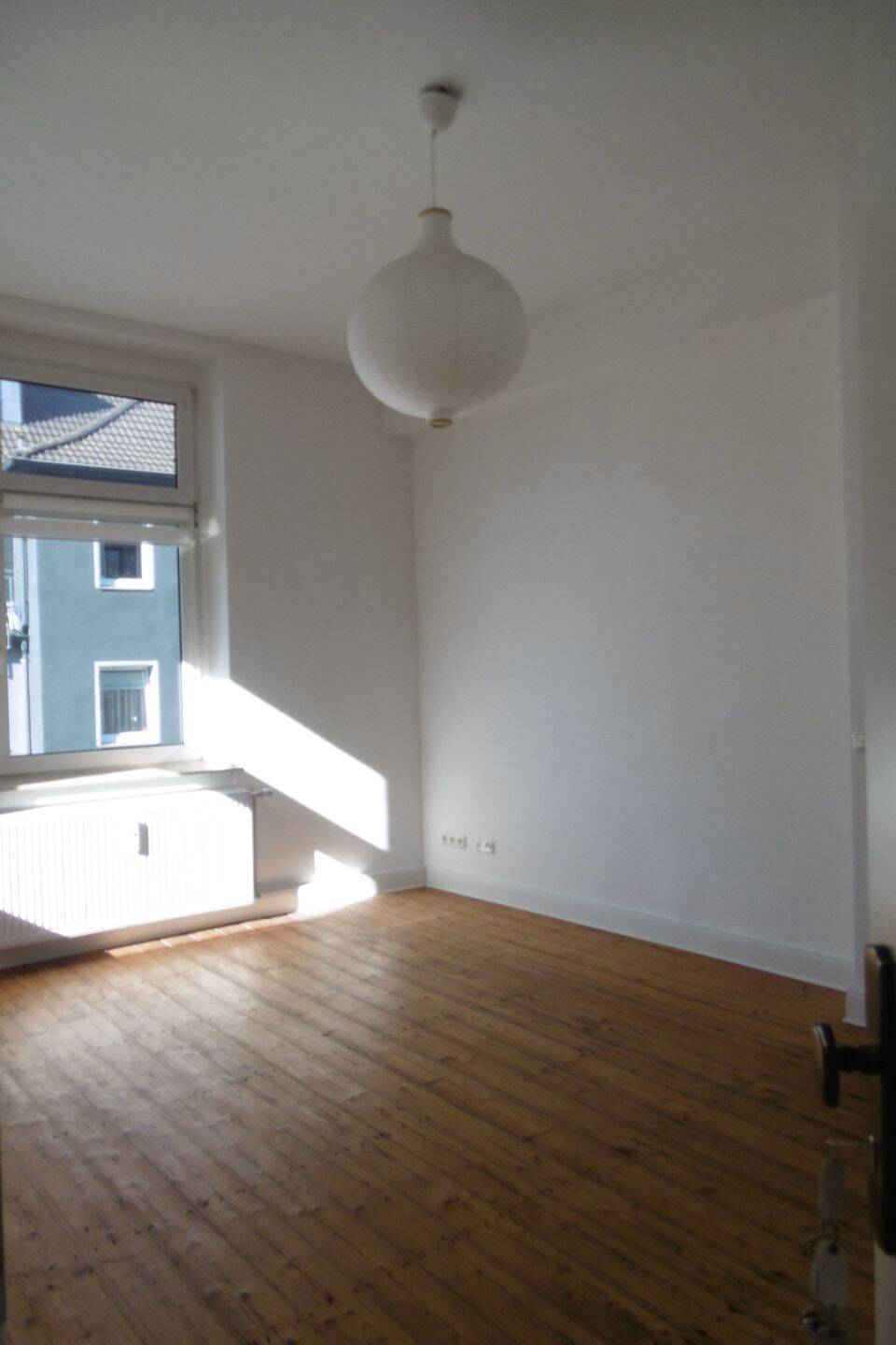 Attraktive 2 Zimmer-Wohnung Nähe Neusser Straße