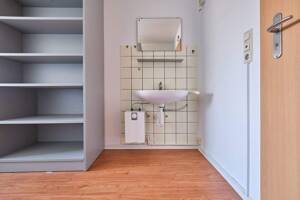 Zentrales Zimmer im Studentenwohnheim – 69126 Heidelberg – Vorschaubild 3