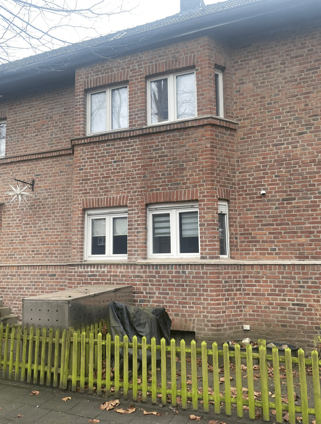 Klassisches Rotklinker-Einfam.-Haus mit Terrasse und Kfz.-Stellplatz – Duisburg – Vorschaubild 9