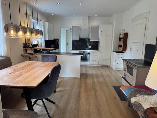 Haus in 94405 Landau a d Isar mit 270 m² kaufen