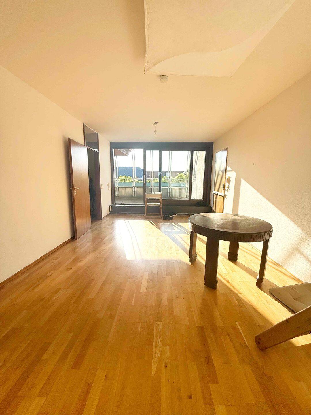 Quadrate nähe Uni | Gepflegte 2 ZKB DG-Wohnung mit Terrasse | TG Stellplätze inkl. – Mannheim – Vorschaubild 8