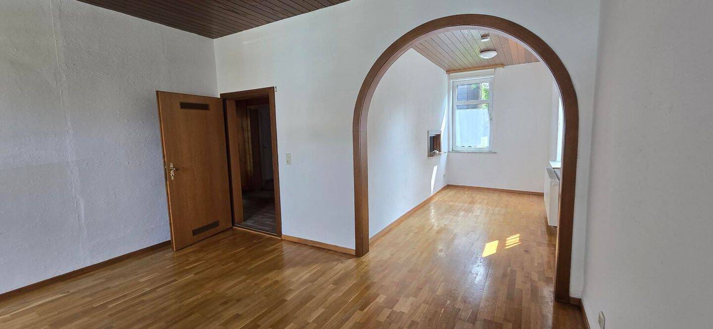 TOP ANGEBOT!!!  2,5-ZIMMER -WOHNUNG IN ZENTRUMS- NÄHE - UNBEDINGT ANSCHAUEN!!!