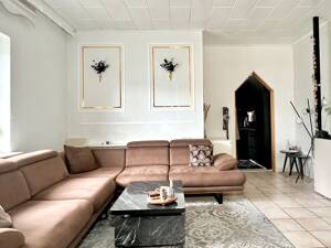 "Haus im Haus" Familientraum mit Garten, Pool, Sauna und Garage in Oberhausen – 46049 Oberhausen – Vorschaubild 6