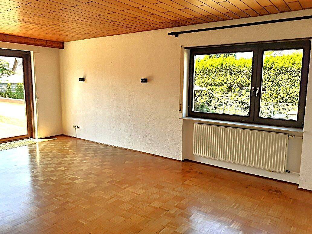 Haushälfte mit Terrasse, Garten und Garage – Mannheim – Vorschaubild 5
