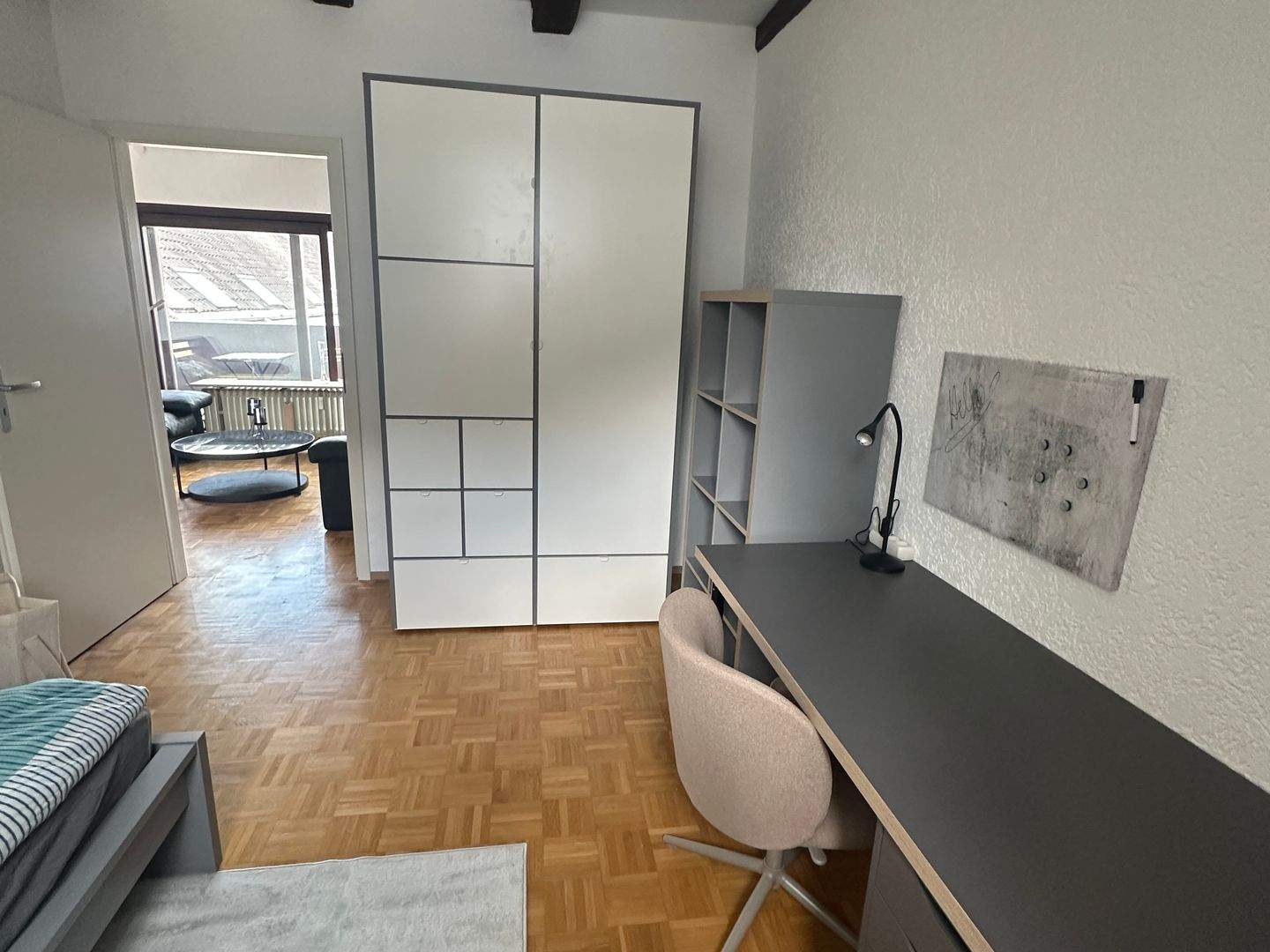Saarbrücken * City * direkt am Schloss * WG Zimmer * Balkon * top Ausstattung – Saarbrücken – Vorschaubild 3