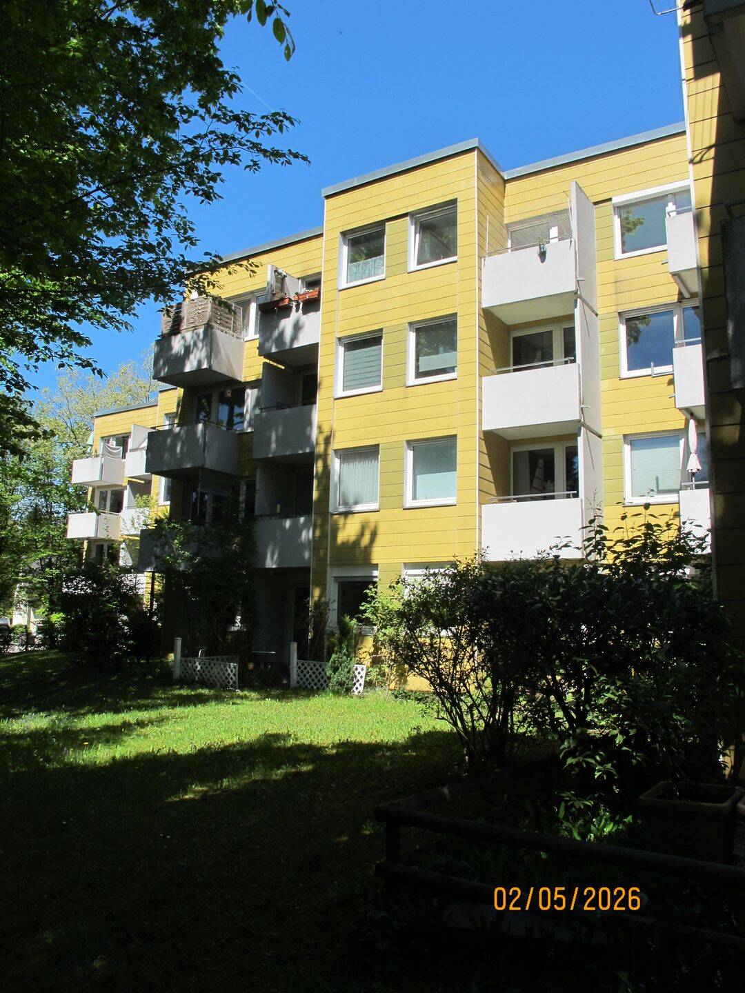 Ausgezeichnet geschnittene 2 Zimmer Wohnung mit Balkon – München – Vorschaubild 2