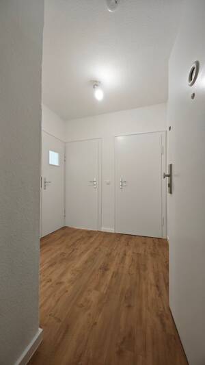 ruhige 3-Raumwohnung in idyllischer Lage*** – 4288 Leipzig – Vorschaubild 2