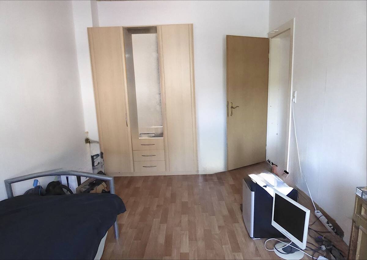 3 Parteienhaus in guter Lage in Schwarzrheindorf – 53225 Bonn – Bild 1 von 9