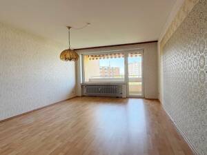 Großzügige und gut geschnittene 2-Zimmer-Wohnung mit großer Südloggia inkl. TG-Stellplatz in Neuperlach nähe PEP – 81737 München – Vorschaubild 3