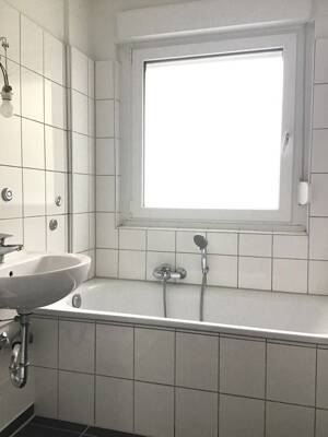 Hier findet jeder seinen Platz: ansprechende 3-Zi.-Wohnung – 33609 Bielefeld – Vorschaubild 5