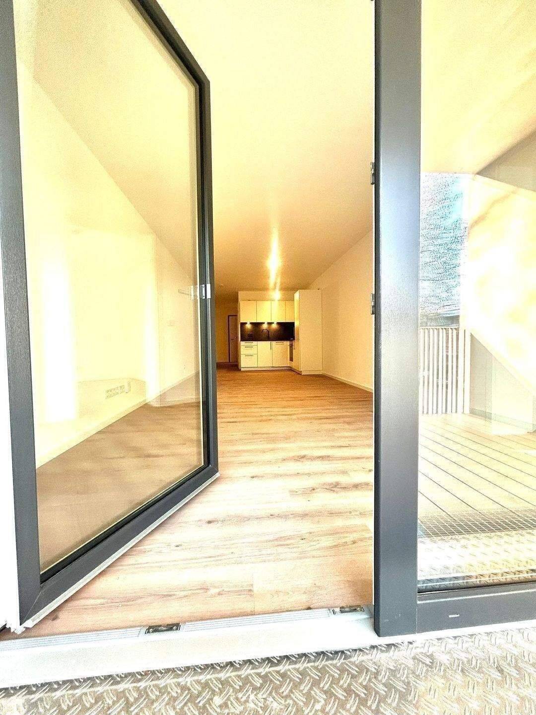 Exklusiver Neubau: 2 Zimmer-Wohnung Balkon überdacht | EBK | Abstellraum | TG – Nürnberg – Bild 1 von 9
