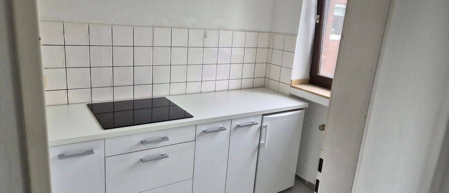 Sonnige 1-Zimmer-Wohnung mit Balkon - Nähe der UNI - English scroll down – Düsseldorf – Vorschaubild 4