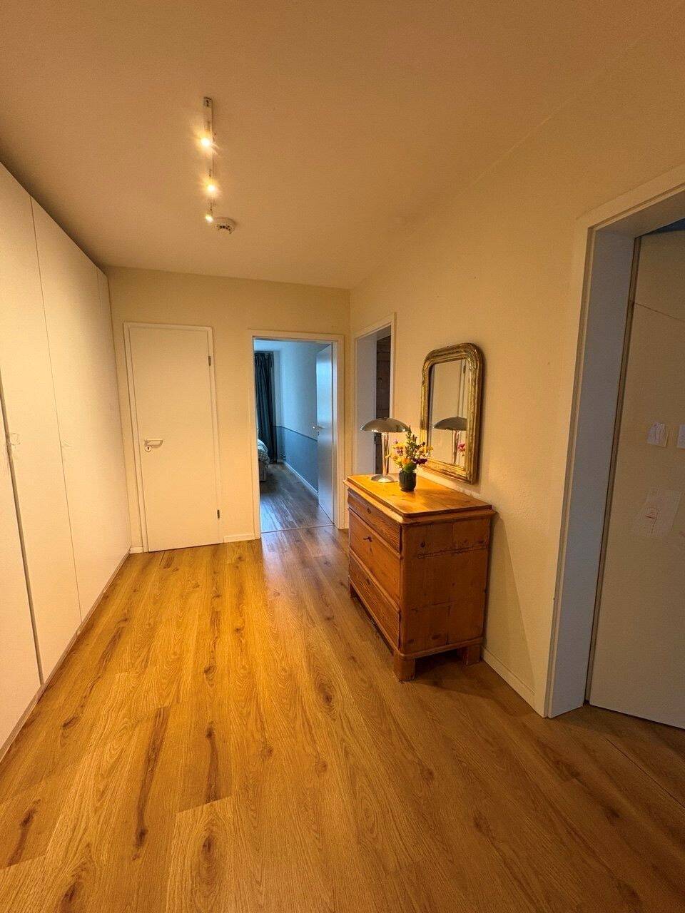 Charmante 3 Zimmer Wohnung zur Miete in Barmbek - Wentzel Dr. – Hamburg – Vorschaubild 4
