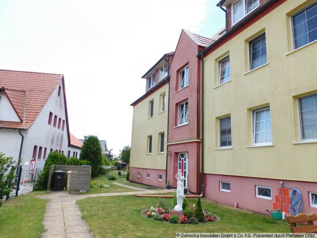 Usedom-Zwei-Zimmer-Wohnung mit Blick auf den Peenestrom – 17449 Peenemünde – Bild 1 von 9