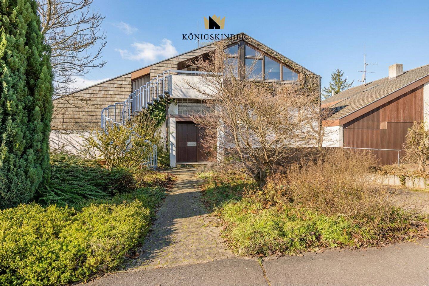 Einfamilienhaus mit Pool, Einliegerwohnung und weitläufigen Grundstück – Nürtingen – Vorschaubild 6