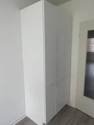 Top Lage in Heerdt - Top Wohnung - sehr gut geschnittene 4-Zimmer Wohnung - neue Küche – 40549 Düsseldorf – Vorschaubild 4