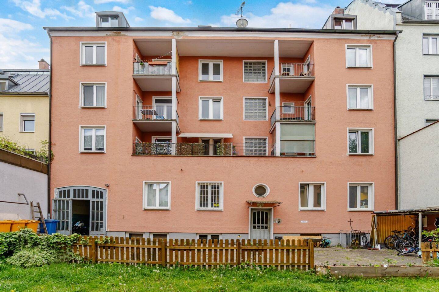 Starke Lage! Nachhaltiges Investment! Wohn- & Geschäftshaus im Herzen von Augsburg
