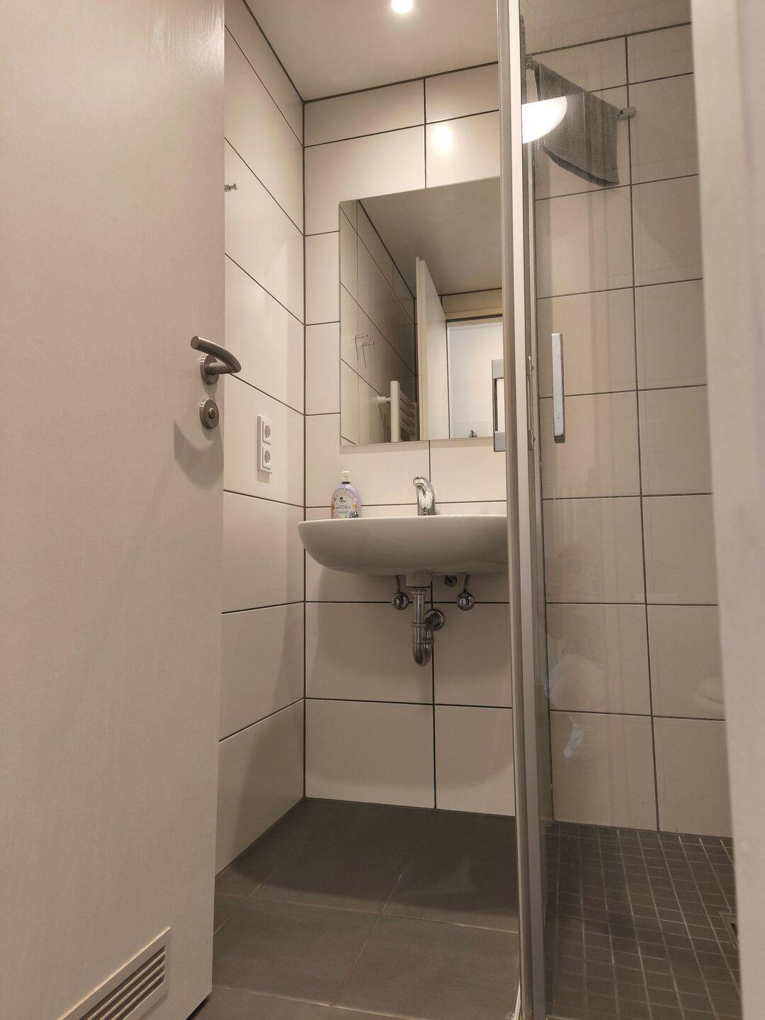 WLAN Inklusive im Preis - Charmantes Studio- Apartment mit Balkon im Stadtteil Nürnberg St.Johannis – Nürnberg – Vorschaubild 9