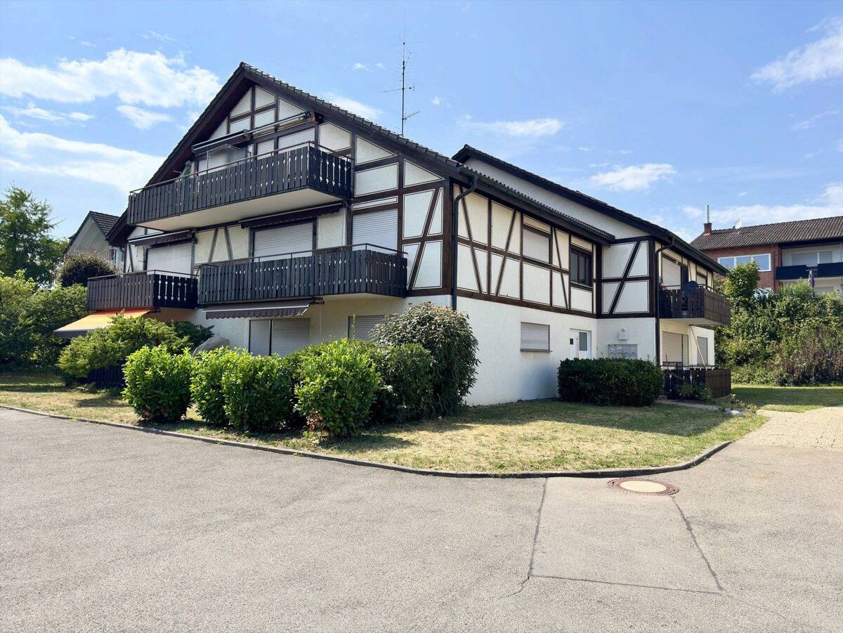 Kernsanierte 3-Zimmer-Wohnung am Bodensee, Balkon, Provisionsfrei – 78343 Gaienhofen – Bild 1 von 9