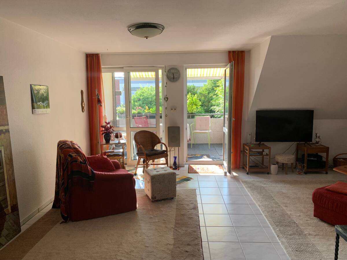 Tolle Wohnung in kleinem MFH im Düesbergviertel von Münster - 1.OG mit Südwestbalkon, moderner EBK,Tageslichtbad, nagelneuer Heizung und Tiefgarage !! – 48163 Münster – Bild 1 von 9