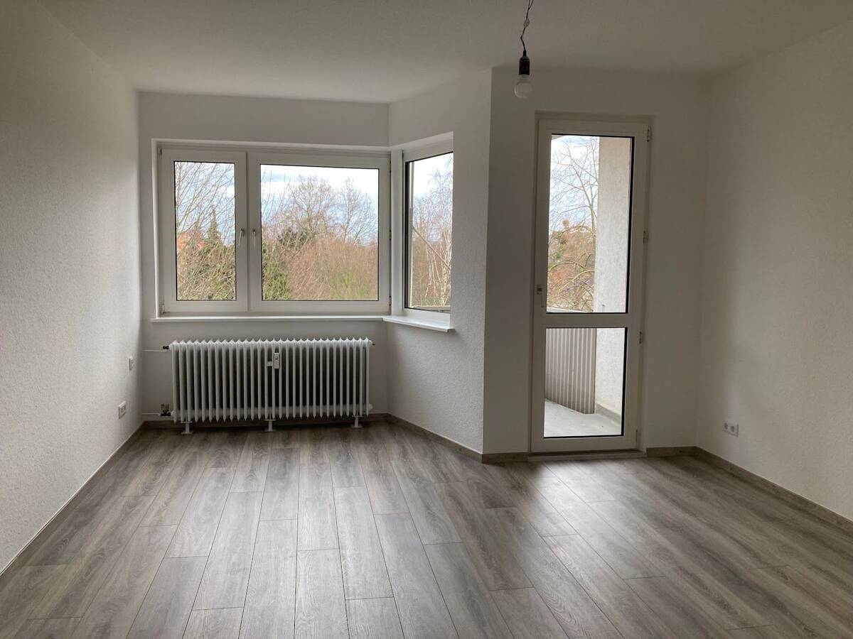 Wohnen mit schönen Weitblick - 3-Zimmerwohnung im 4. OG (ohne Fahrstuhl) – 38226 Salzgitter – Bild 1 von 6