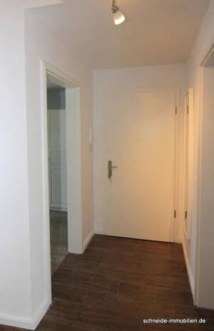 Gemütliche 3-Zimmer-Wohnung über 2 Ebenen mit Balkon in einer ruhigen Nebenstraße von Lohbrügge – 21033 Hamburg – Vorschaubild 3