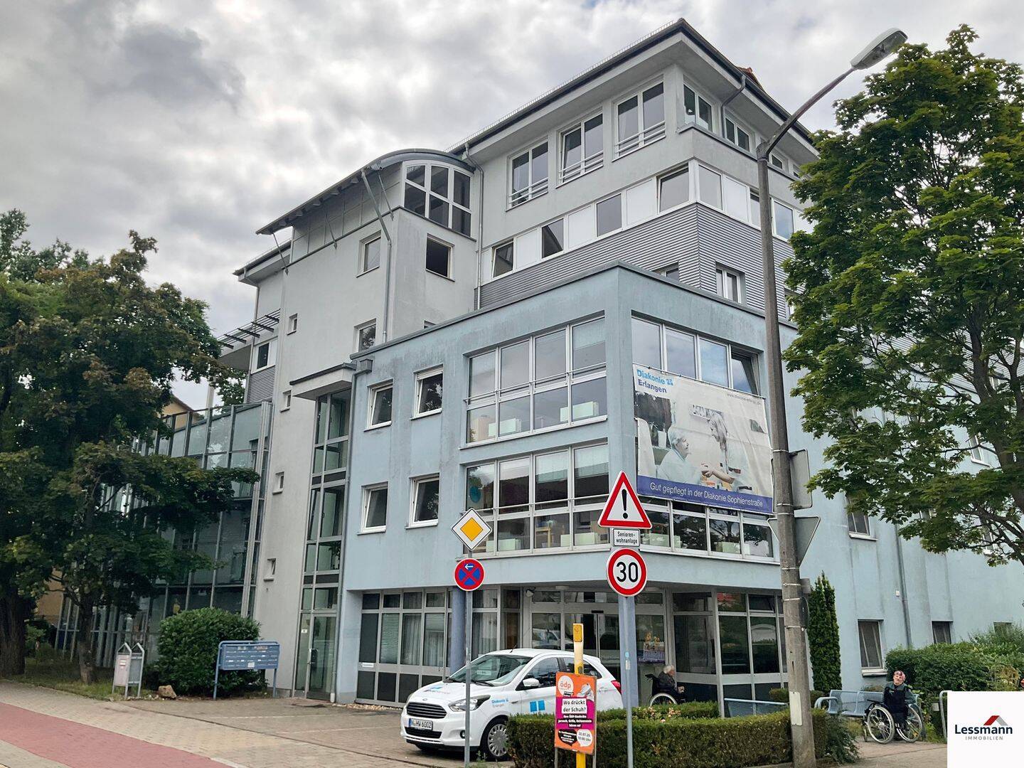 Pflege-Apartment, zentrumsnah in Erlangen - Kapitalanleger