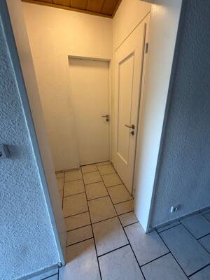 Moderne 2-Zimmer-Wohnung mit Balkon und Gartenmitbenutzung – 47198 Duisburg – Vorschaubild 8