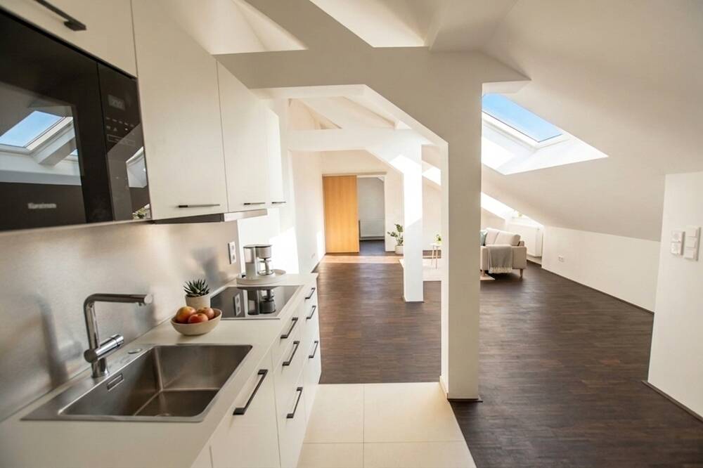 Kleines Dachstudio im sanierten Altbau im Quadrat H 7 – Mannheim – Vorschaubild 2