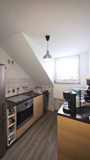 Vermietete 2-Zi.-Dachgeschosswohnung mit Garage in Leverkusen-Rheindorf! – 51371 Leverkusen – Vorschaubild 5