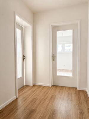 Charmante 3-Zimmer Wohnung mit Stellplatz in München – 81475 München – Vorschaubild 9