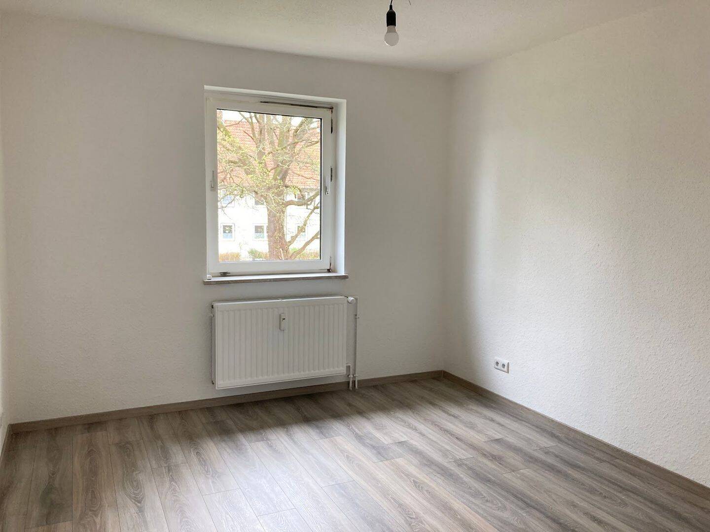 Pendlertraum im Grünen, 3-Zimmerwohnung (Musterbilder) – Salzgitter – Vorschaubild 2