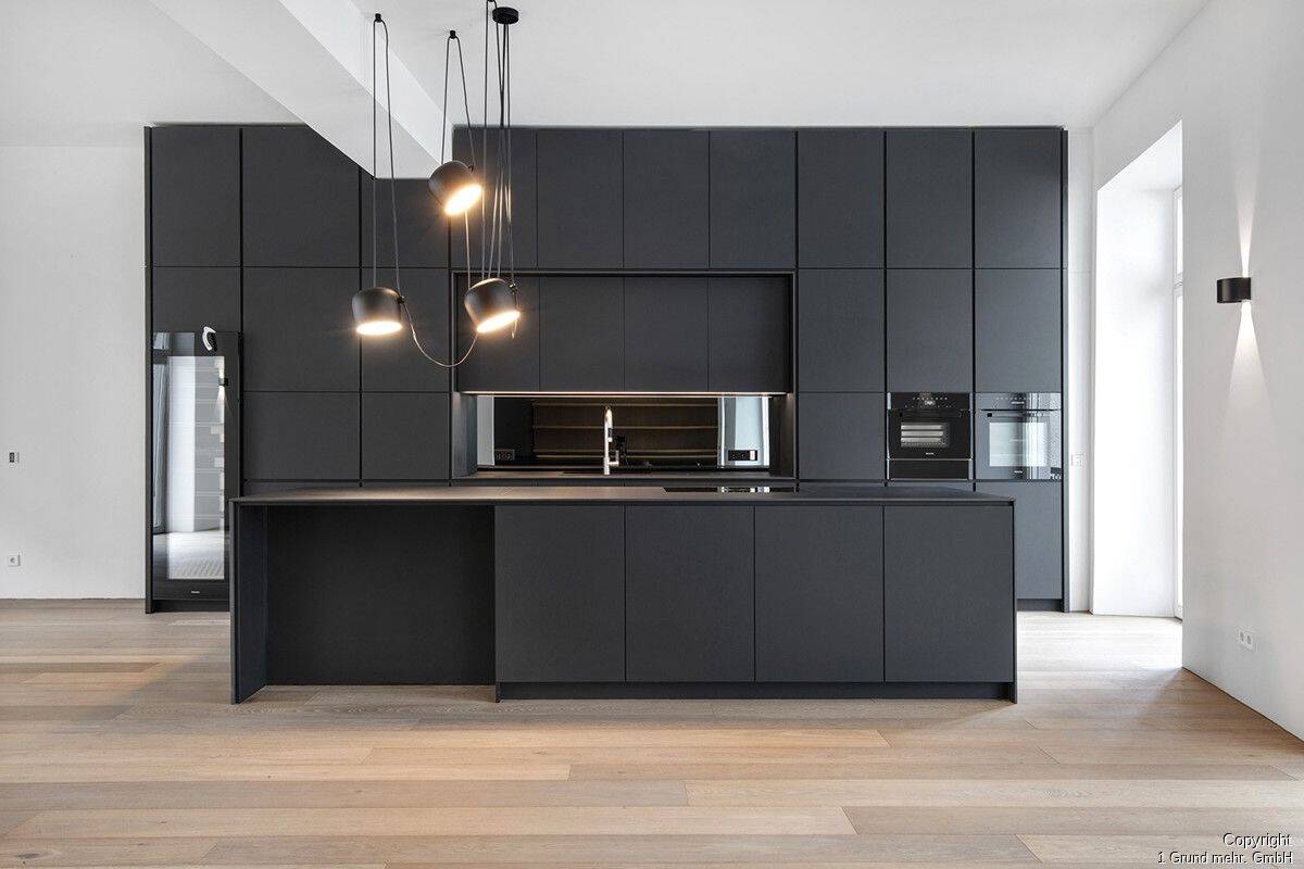 Raum. Stil. Lebensgefühl. Loftartige Designwohnung mit zwei Balkonen, Tiefgarage und grünem Innenhof im lebendigen Glockenbachviertel. – München – Vorschaubild 3