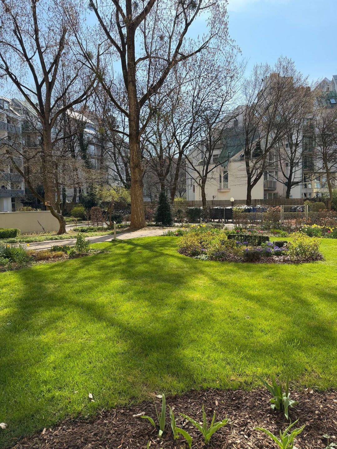Juwel in Schwabing / Nähe Kurfürstenplatz: 2-Zimmer mit Loggia im 5.OG/Lift – München – Vorschaubild 2
