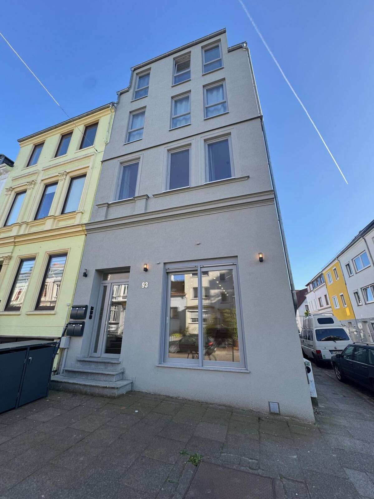Möblierte Wohnung in saniertem Haus in zentraler Lage im Viertel – 28203 Bremen – Bild 1 von 9