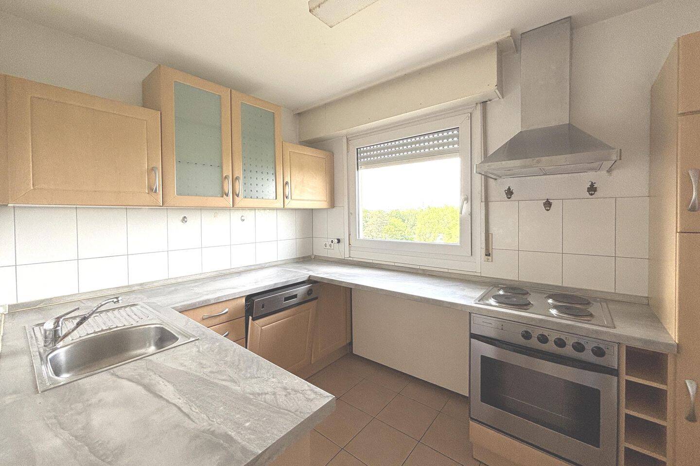 Freie 2-Zimmer-Wohnung mit Balkon im 5. Obergeschoss! – Stuttgart – Vorschaubild 7