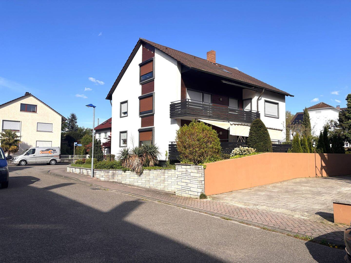 Rohdiamant: 4-Zimmerwohnung mit Balkon