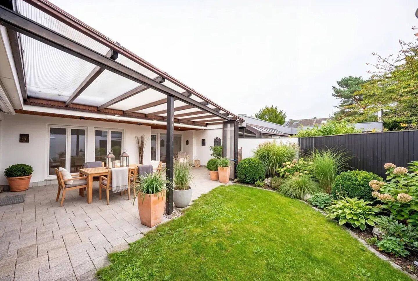 Modernisierter Bungalow in Rodenkirchen-Rondorf