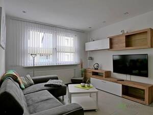 (EF0860_M) Erfurt: Hochheim, neu möbliertes 2-Zimmer-Apartment mit separatem Hauseingang für Wochenendheimfahrer – 99094 Erfurt – Vorschaubild 2