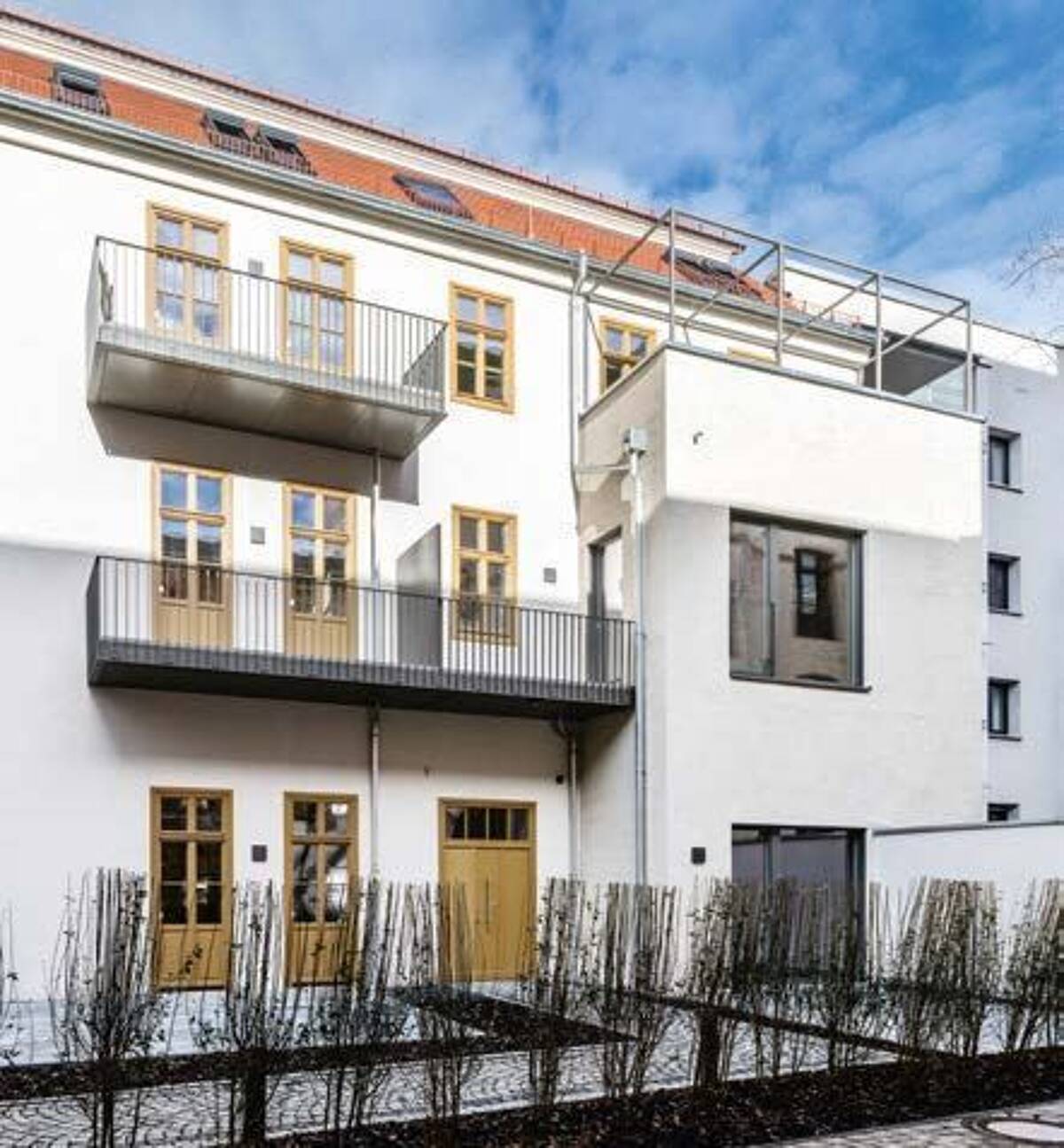 hochwertig sanierter Erstbezug! Herzlich Willkommen in Deiner neuen Wohnung im Napoleonpalais! – 6108 Halle (Saale) – Bild 1 von 7